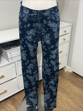 Tinsel Denim Couture Floral Jeans (26)